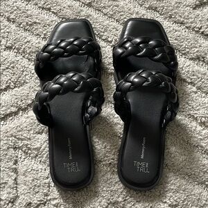Time and Tru Women's Black Braided Sandals